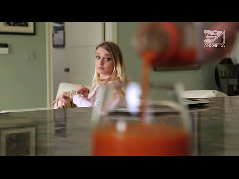 ❤️ Врућа девојка са великим сисама и чврстом мацом добија курац од губитника, али веома тешко Секс на sr.filmepornonline.ru ❤